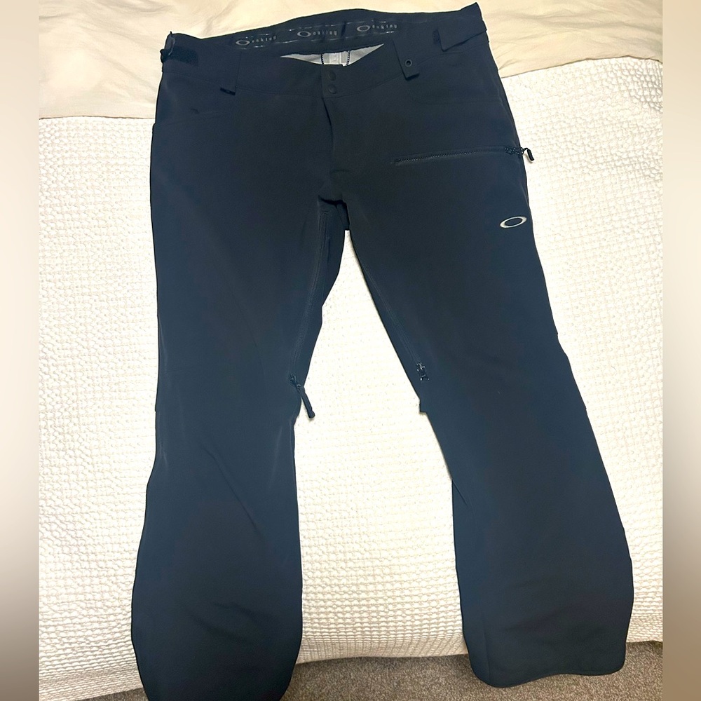 Oakley snow pants